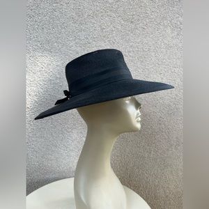 Vintage black brim sinaway straw hat with ribbon bow Sz 21” by John Hogan CA